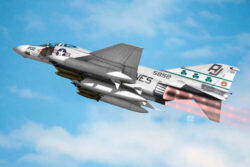 Academy 12356 McDonnell Douglas F-4 J Phantom II “Fighting Shamrocks”