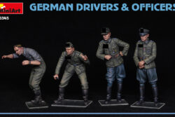 MiniArt 35345 German Drivers & Officers