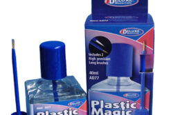 Deluxe Materials  AD-77 Plastic Magic (40ml) 